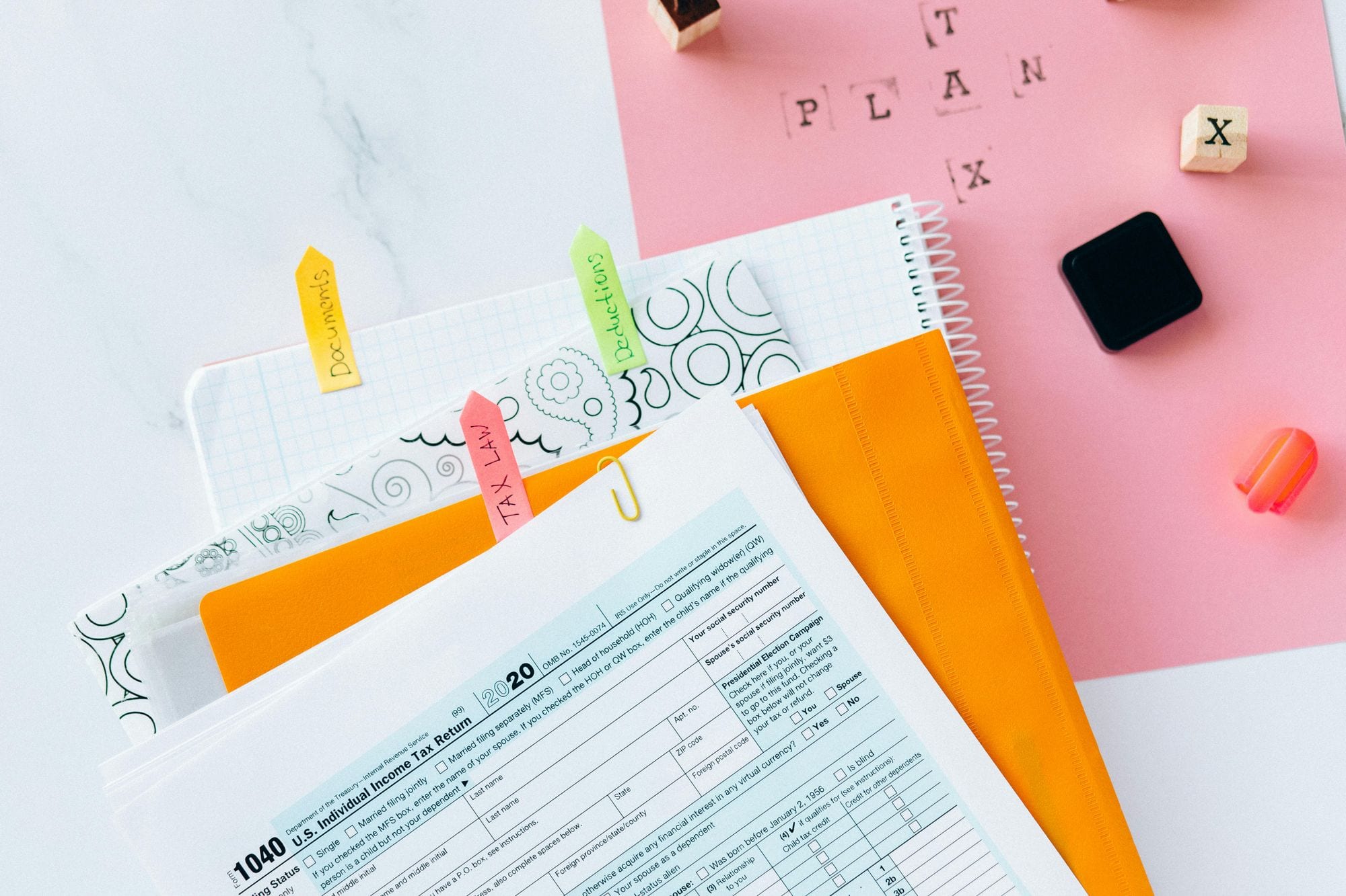 Процесс возврата денег: документы, формы и организованное рабочее место для соблюдения 152-ФЗ в России