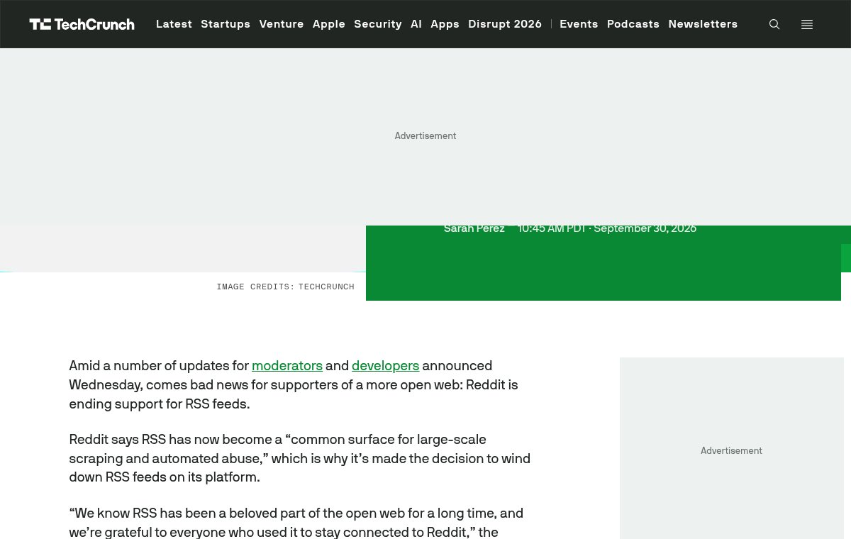 Снимок страницы TechCrunch: первый экран с заголовком Reddit is killing RSS feeds and ending public API access because of AI bots